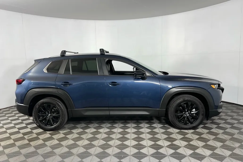 2023 Mazda CX-50 2.5 Preferred Plus photo 1
