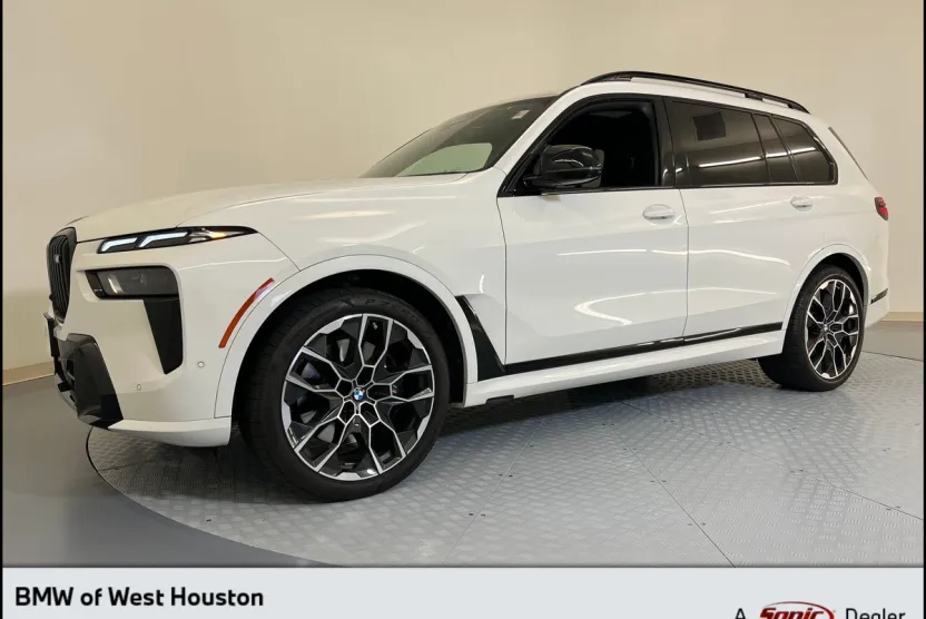 2023 Bmw X7 M60i photo 1