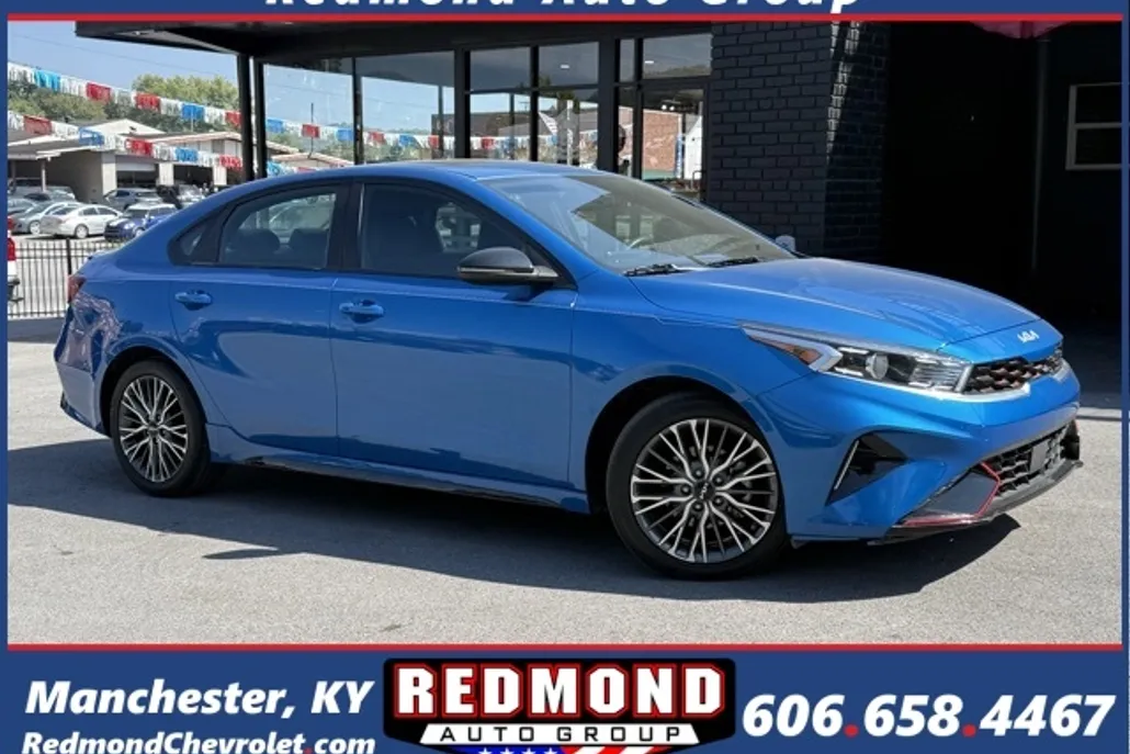 2024 Kia Forte GT-Line photo 1