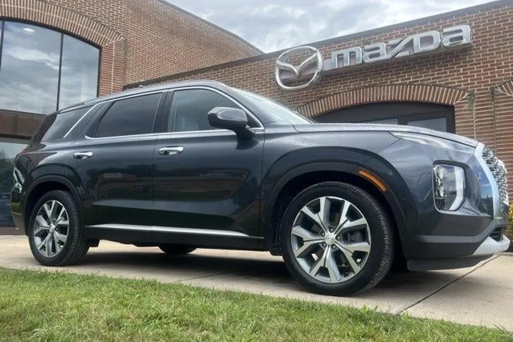 2020 Hyundai Palisade SEL photo 1