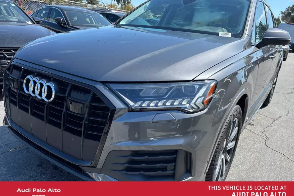 2024 Audi Q7 Premium Plus photo 1