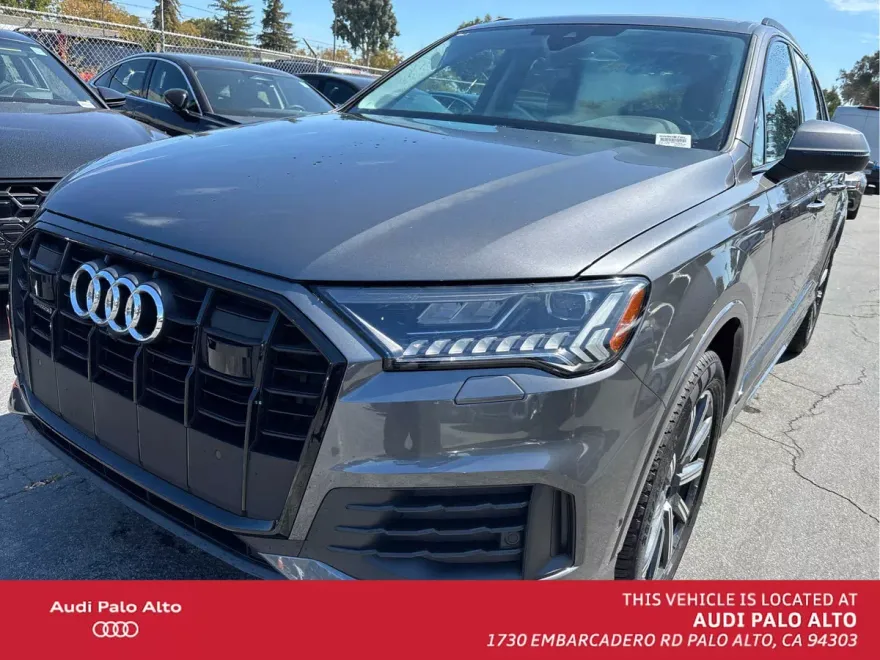 2024 Audi Q7 Premium Plus photo 1