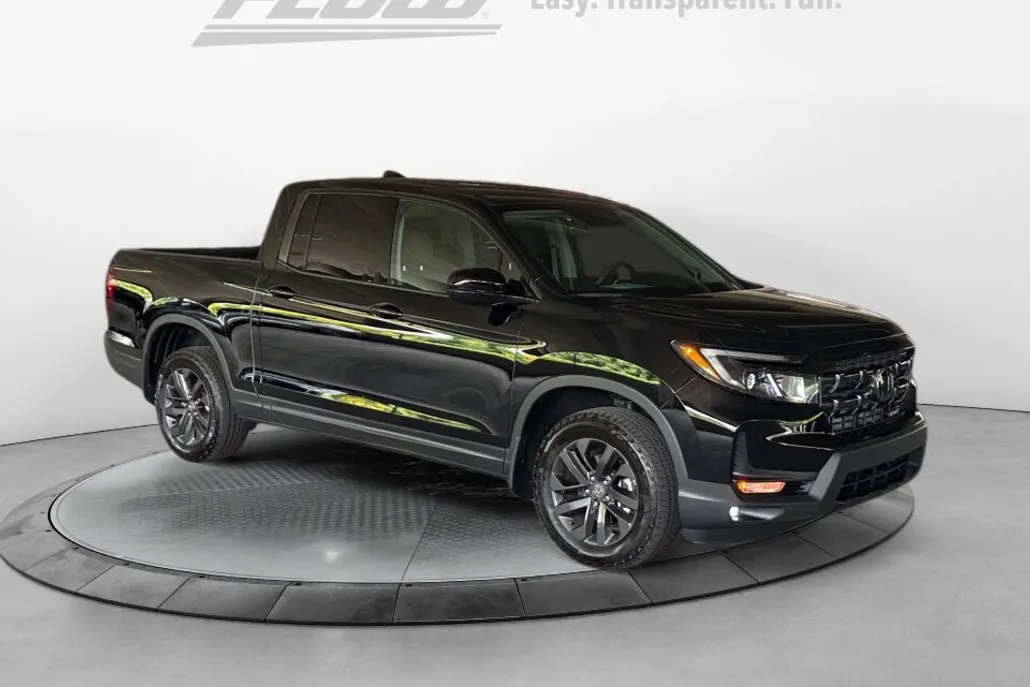 2025 Honda Ridgeline Sport photo 1