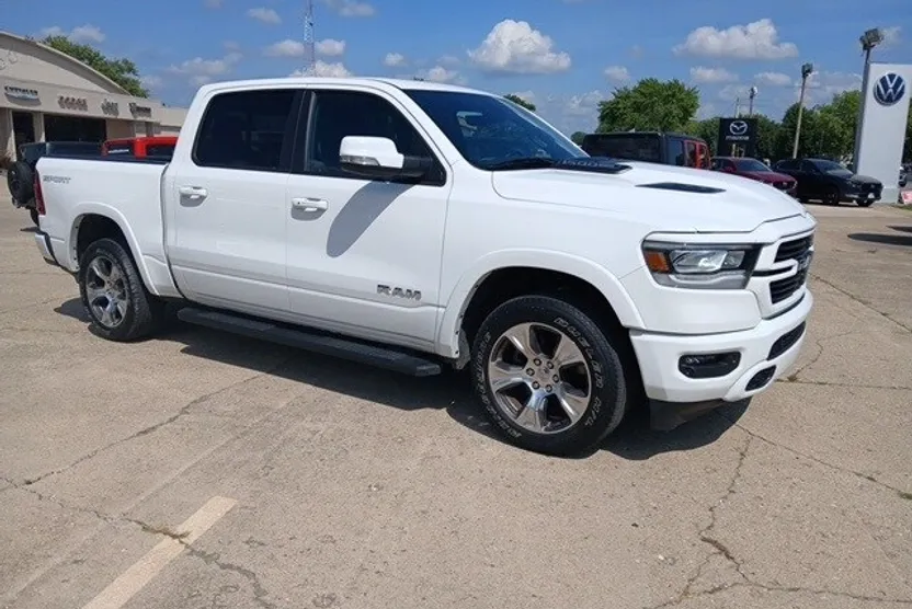 2022 Ram 1500 Laramie photo 1