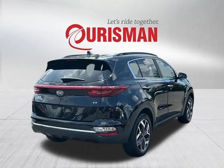 2022 Kia Sportage EX photo 1