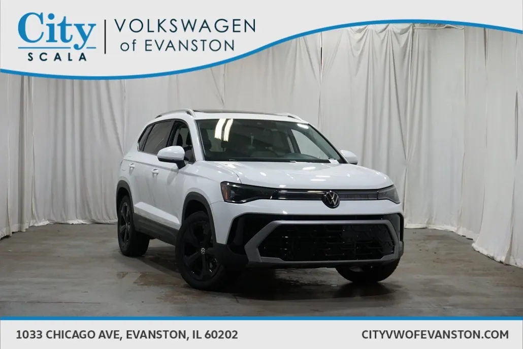 2025 Volkswagen Taos SEL photo 1