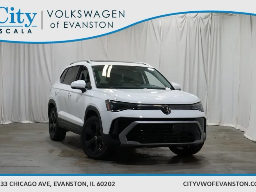 2025 Volkswagen Taos SEL photo 1