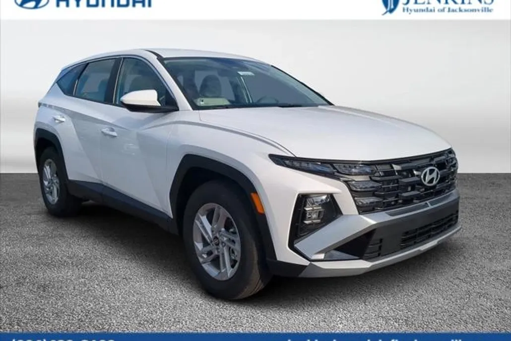 2025 Hyundai Tucson SE photo 1