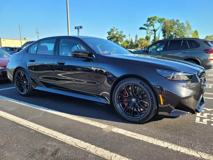 2026 Bmw M5 5 photo 1