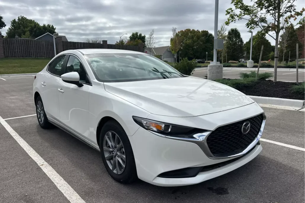 2025 Mazda Mazda3 2.5 s photo 1