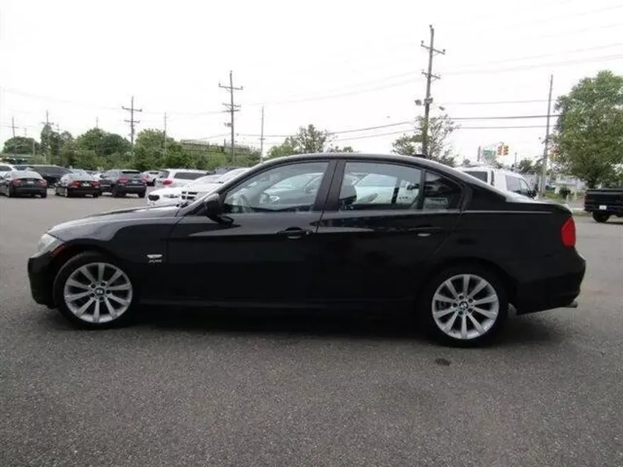 2011 Bmw 328i xDrive photo 1