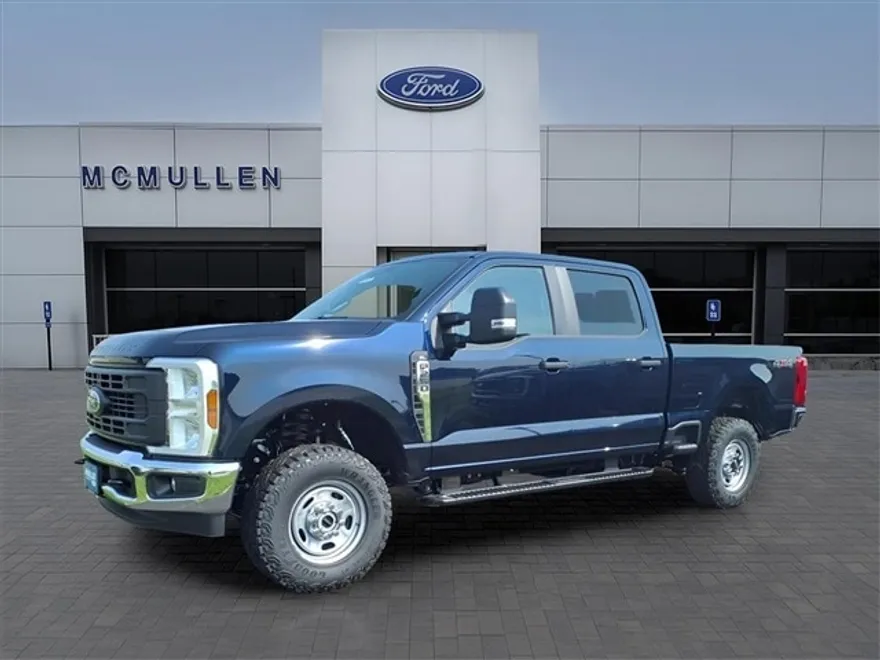 2025 Ford F-250 photo 1