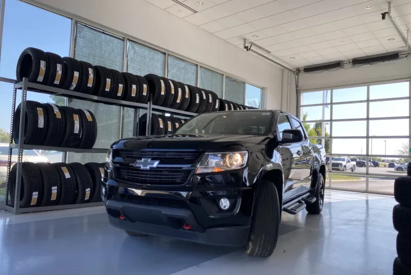 2020 Chevrolet Colorado LT photo 1