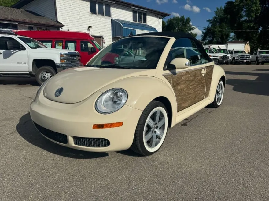 2006 Volkswagen Beetle photo 1