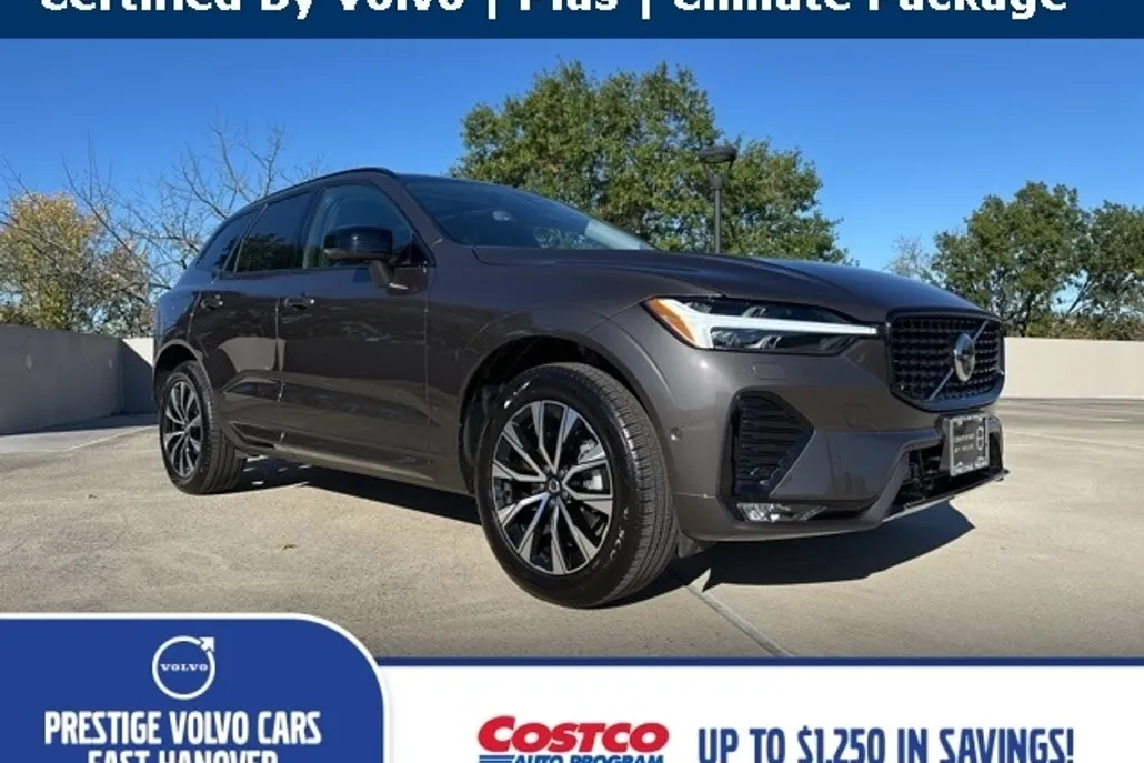 2025 Volvo XC60 B5 Plus photo 1
