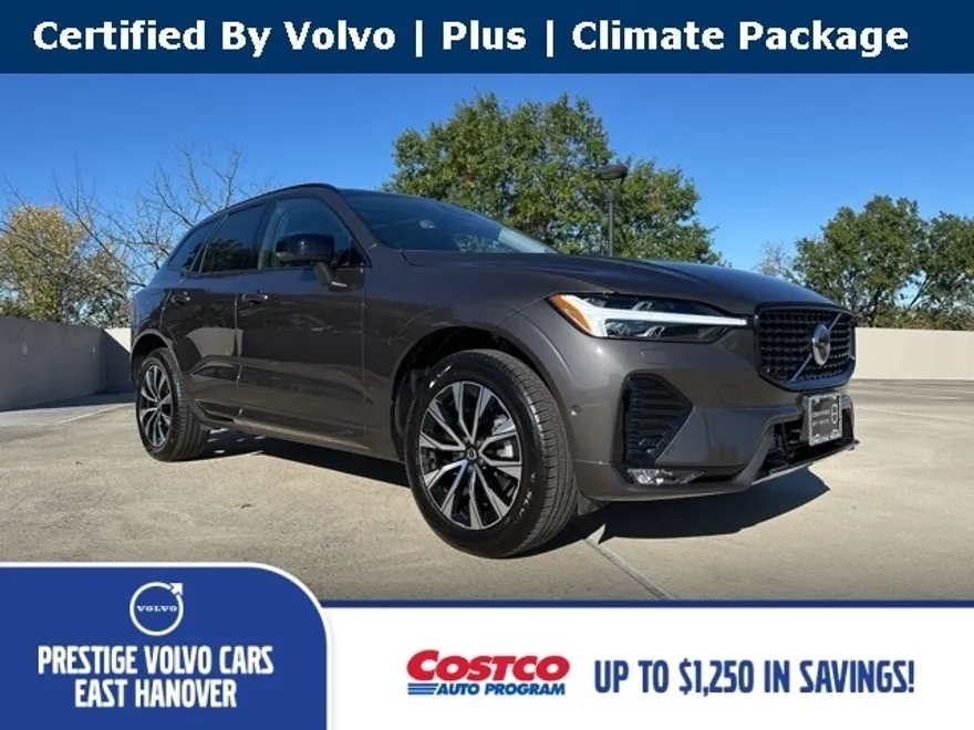 2025 Volvo XC60 B5 Plus photo 1