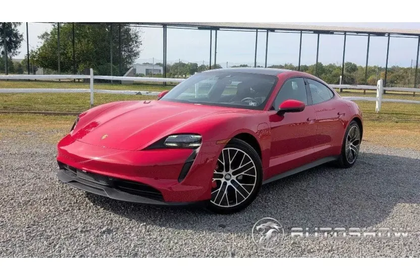 2020 Porsche Taycan 4S photo 1
