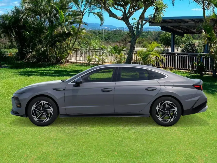 2026 Hyundai Sonata SEL Sport photo 1