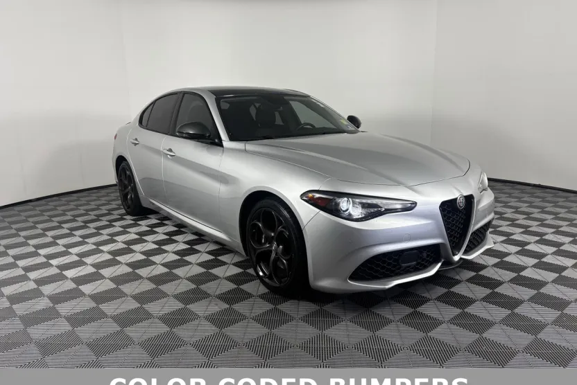 2019 Alfa Romeo Giulia Ti Sport photo 1