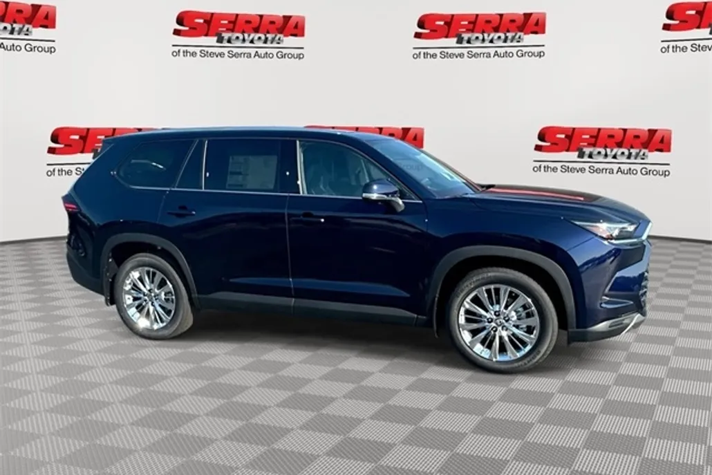 2025 Toyota Grand Highlander Platinum AWD photo 1