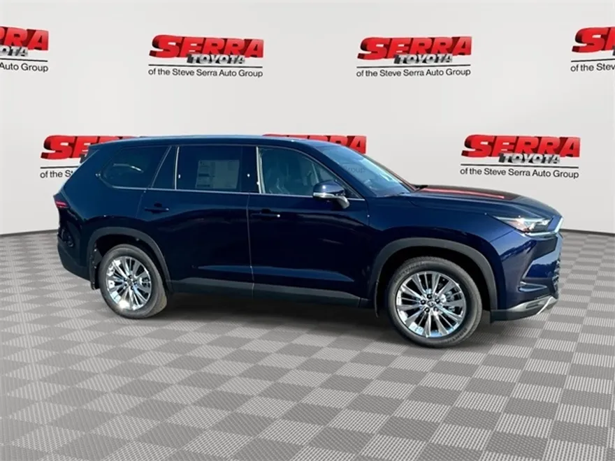 2025 Toyota Grand Highlander Platinum AWD photo 1