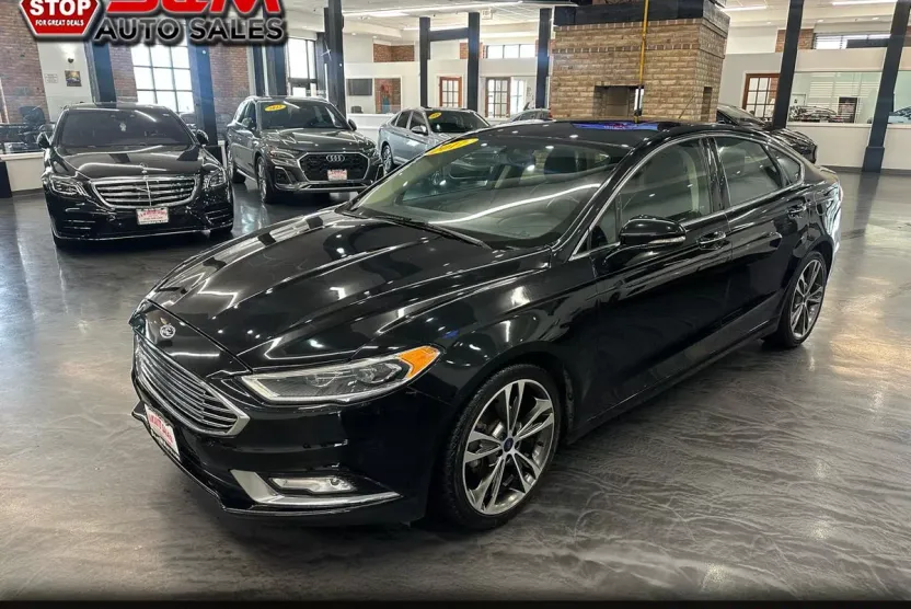 2017 Ford Fusion Titanium photo 1