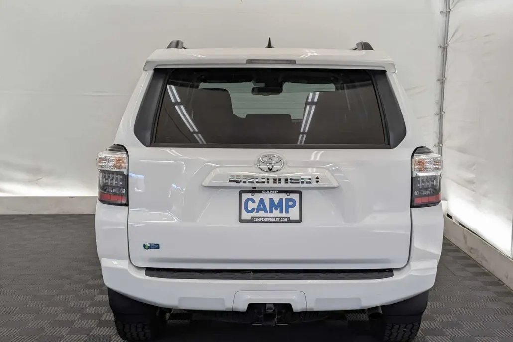 2024 Toyota 4Runner SR5 photo 1