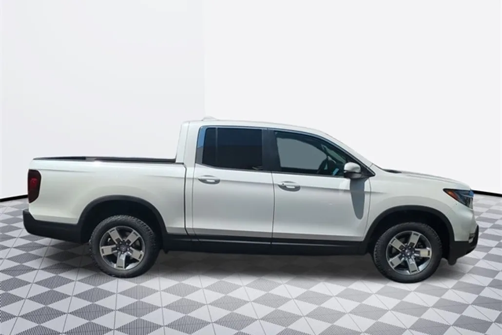 2025 Honda Ridgeline RTL photo 1