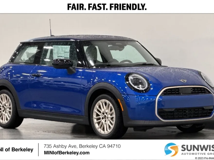 2025 Mini Cooper 2 Door Hardtop Signature photo 1