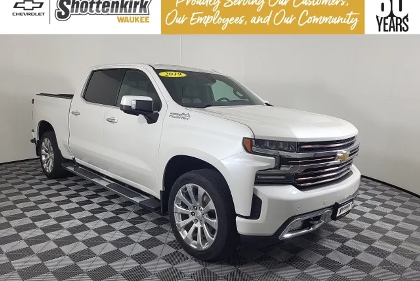 2019 Chevrolet Silverado 1500 High Country photo 1