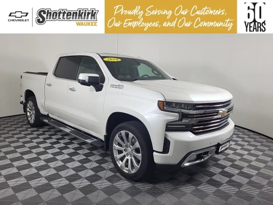 2019 Chevrolet Silverado 1500 High Country photo 1