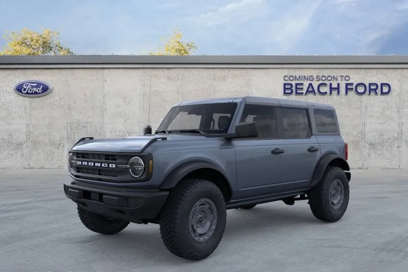 2025 Ford Bronco Base photo 1