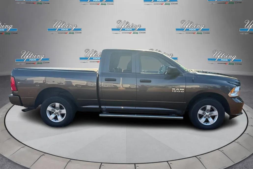 2017 Ram 1500 ST photo 1