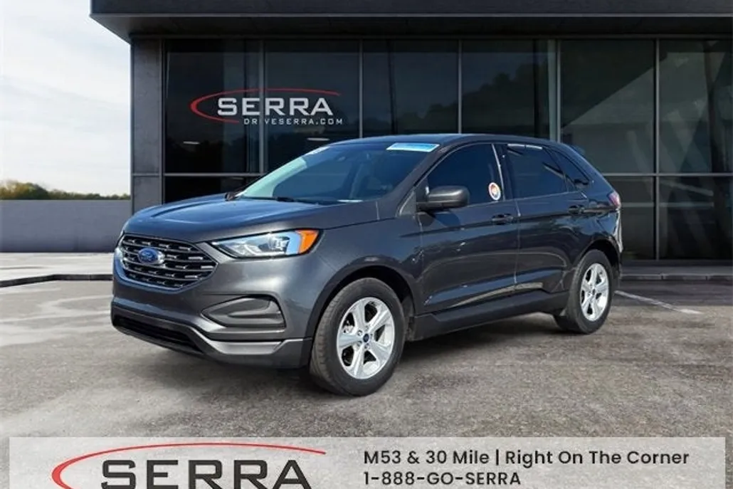 2019 Ford Edge SE photo 1