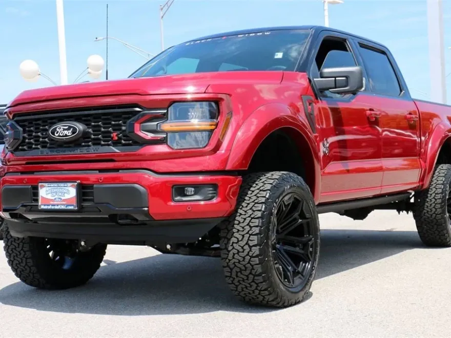 2025 Ford F-150 XLT photo 1
