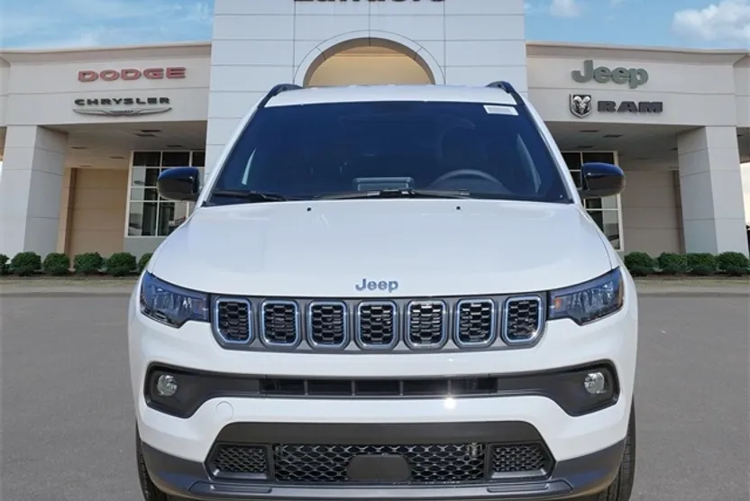 2025 Jeep Compass North Edition Latitude photo 1