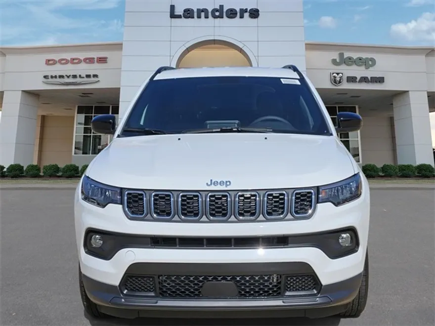 2025 Jeep Compass North Edition Latitude photo 1