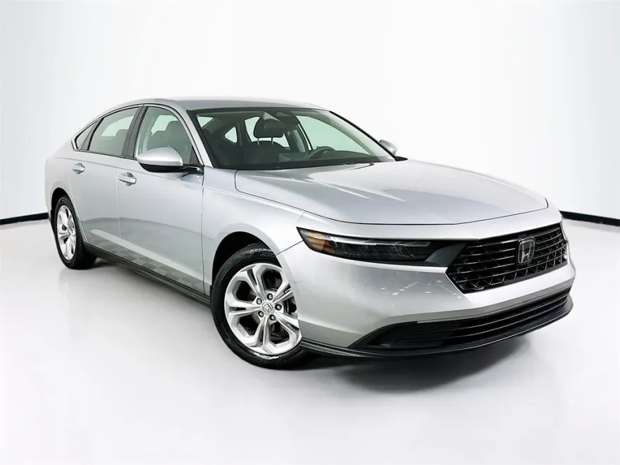 2024 Honda Accord LX photo 1