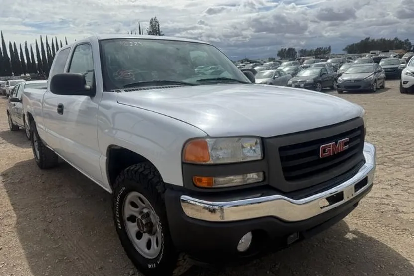 2007 Gmc Sierra 1500 Work Truck photo 1