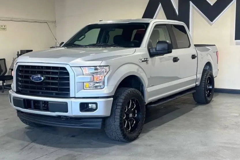 2017 Ford F-150 photo 1