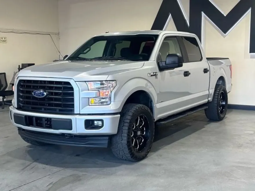 2017 Ford F-150 photo 1
