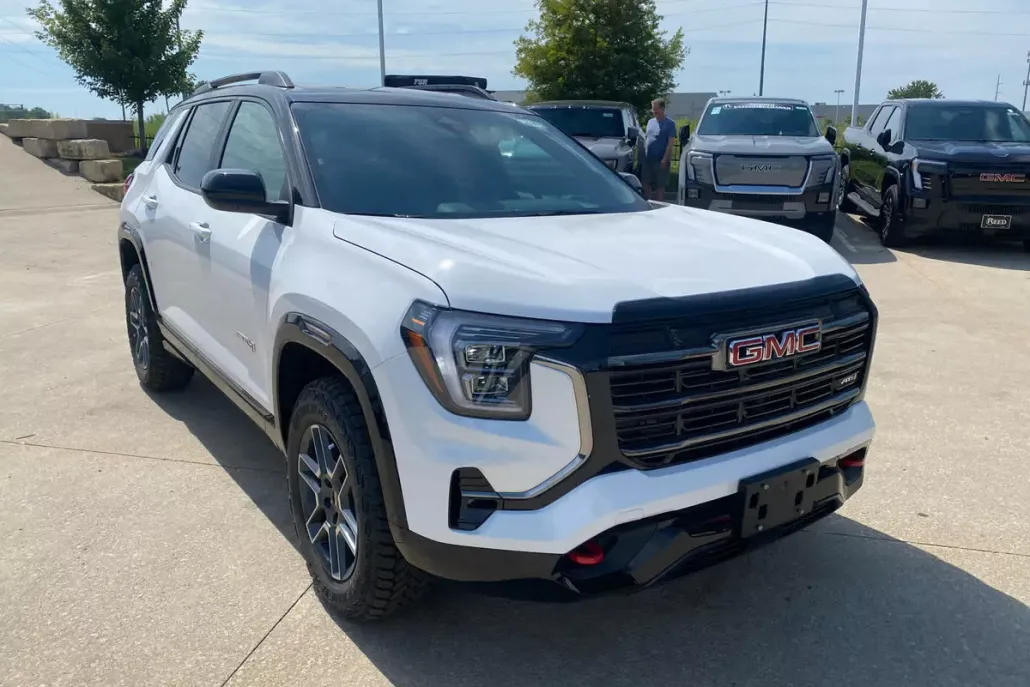 2026 Gmc Terrain AT4 photo 1