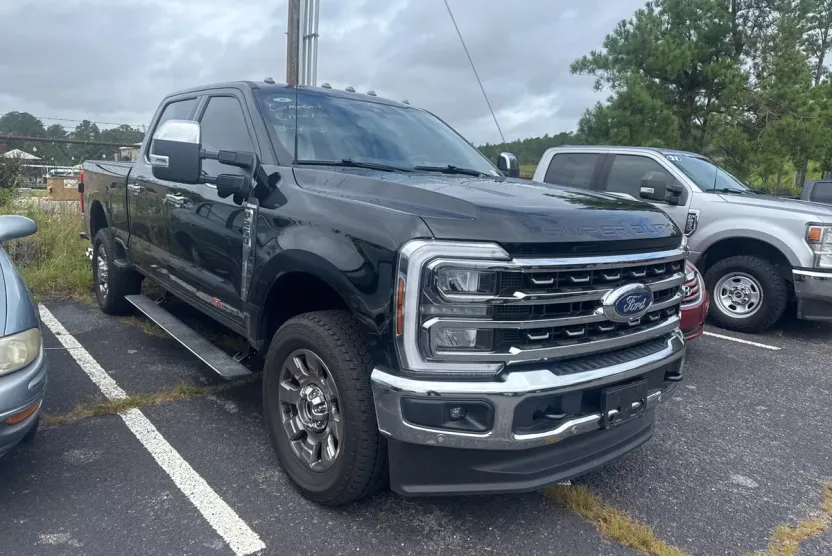 2025 Ford F-250 King Ranch photo 1