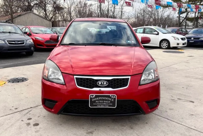 2011 Kia Rio LX photo 1
