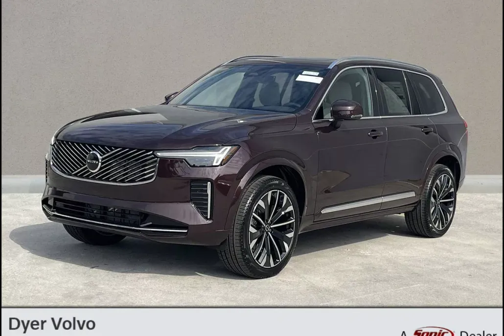 2026 Volvo XC90 B5 Core photo 1
