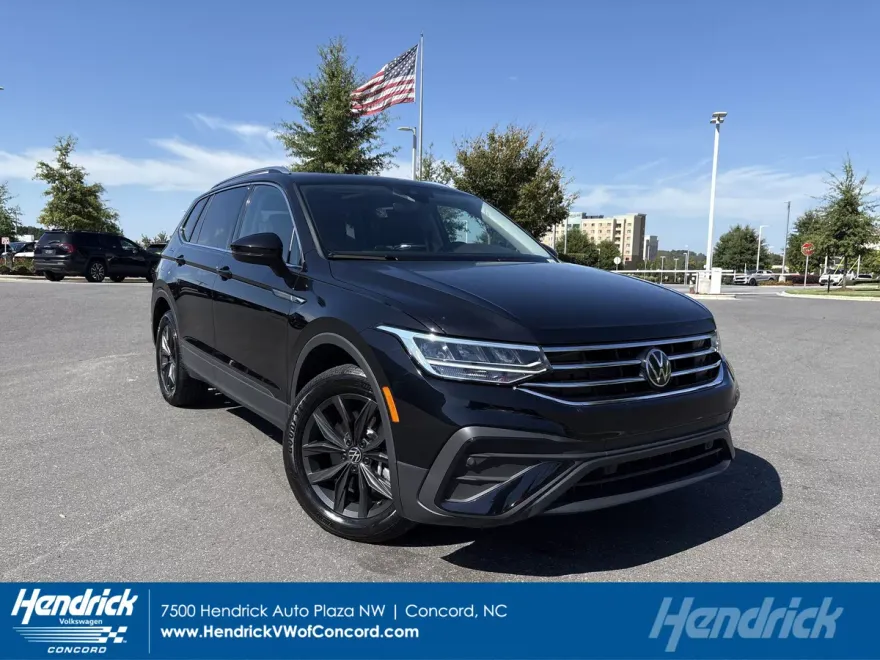 2024 Volkswagen Tiguan SE Wolfsburg Edition photo 1