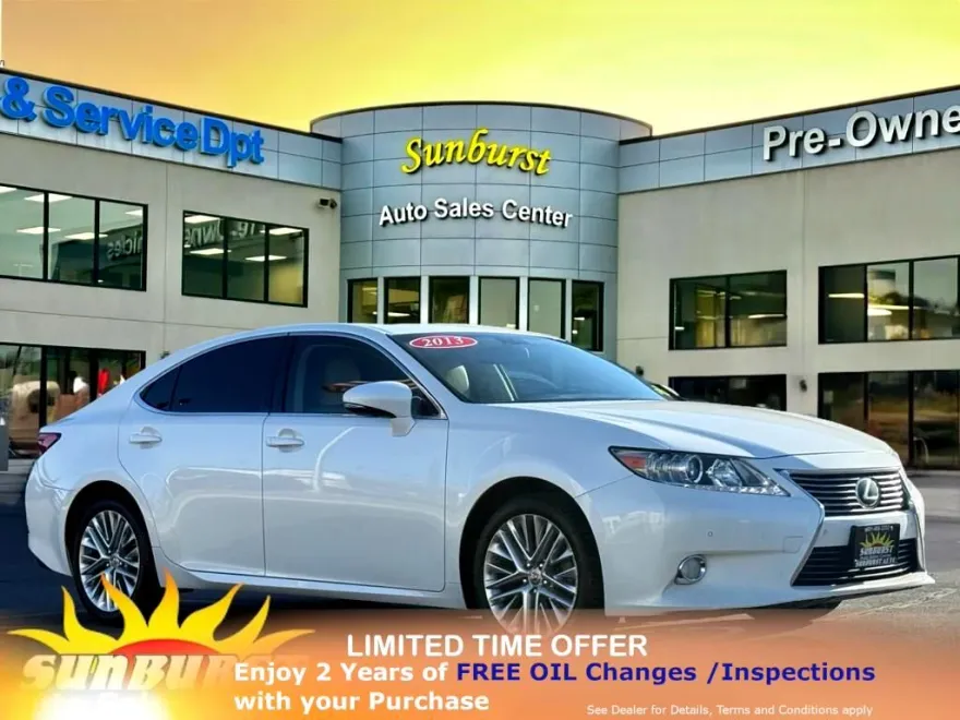 2013 Lexus ES 350 photo 1