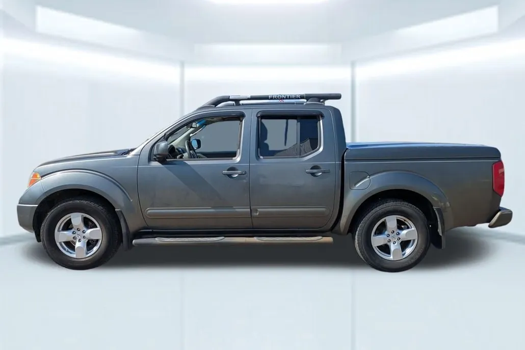 2006 Nissan Frontier LE photo 1