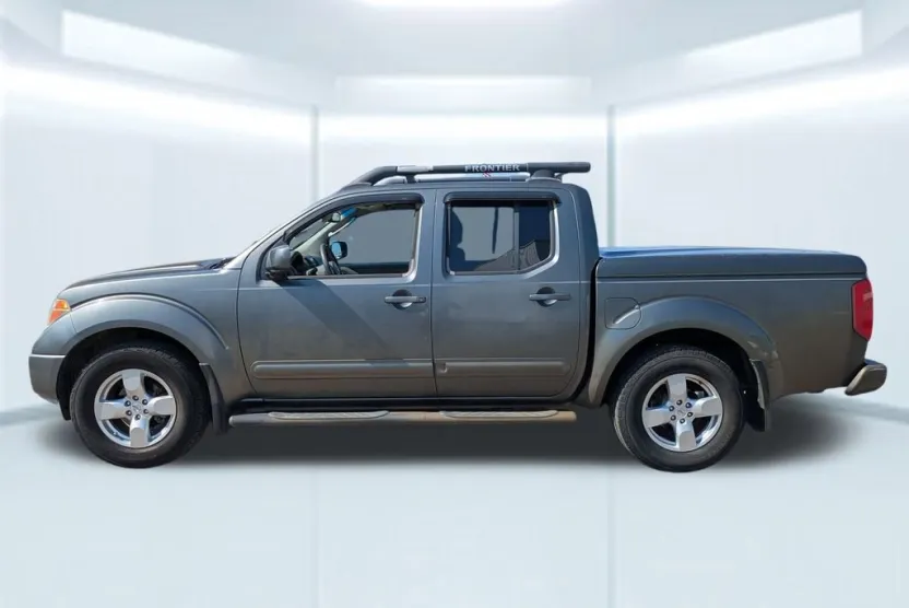 2006 Nissan Frontier LE photo 1