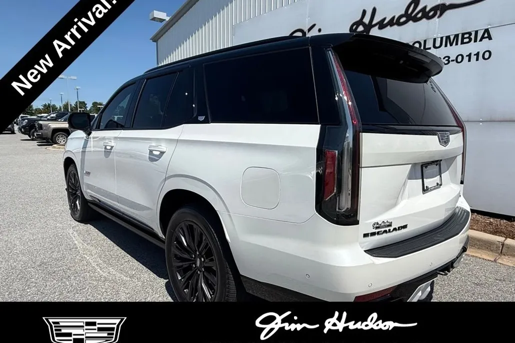 2023 Cadillac Escalade V-Series photo 1